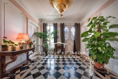 /international/fr/houdan-ile-de-france-310102182839/