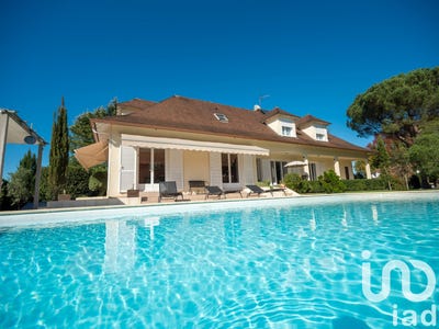 /international/fr/navarrenx-aquitaine-310103037346/