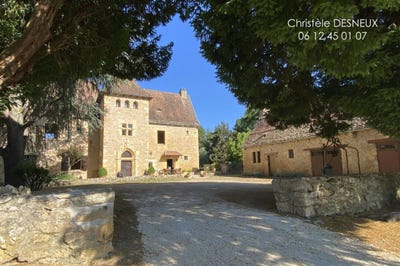 /international/fr/sarlat-la-caneda-aquitaine-310100741922/