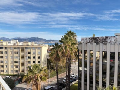 /international/fr/nice-provence-alpes-cote-d-azur-310120158971/