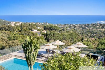 /international/fr/cavalaire-sur-mer-provence-alpes-cote-d-azur-310101228904/