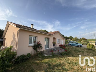/international/fr/la-roche-l-abeille-limousin-310099708141/