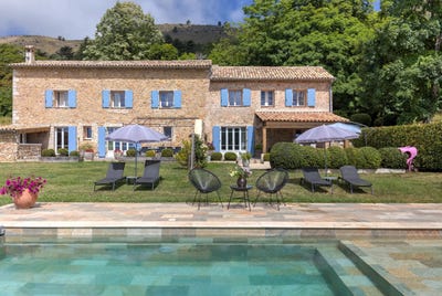 /international/fr/tourrettes-sur-loup-hh-14129724-tourrettes-sur-loup-provence-alpes-cote-d-azur-310100958349/?lang=zh-cn