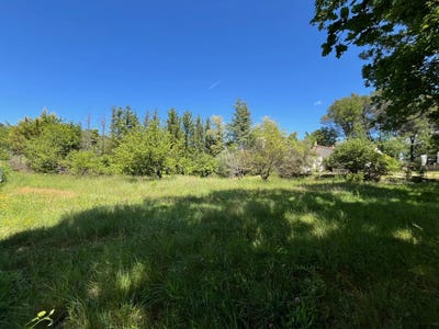 /international/fr/pierrevert-provence-alpes-cote-d-azur-310105266516/