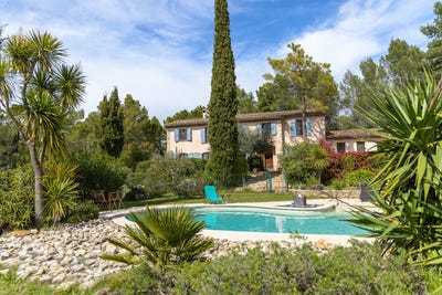 /international/fr/tourrettes-hh-15808144-tourrettes-provence-alpes-cote-d-azur-310100957046/?lang=zh-cn