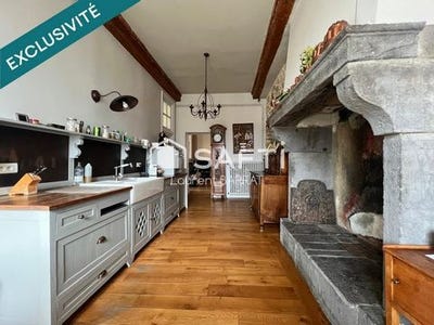 /international/fr/issoire-auvergne-310106237824/