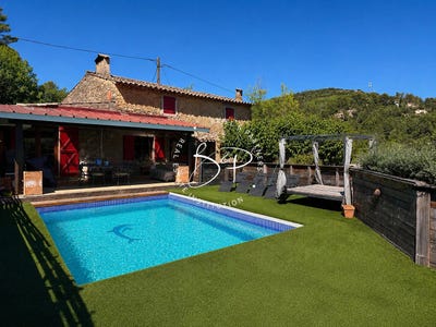 /international/fr/taradeau-provence-alpes-cote-d-azur-310108704151/