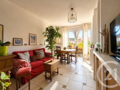 /international/fr/cogolin-provence-alpes-cote-d-azur-310108592903/