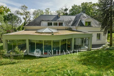 /international/fr/le-port-marly-ile-de-france-310107565311/