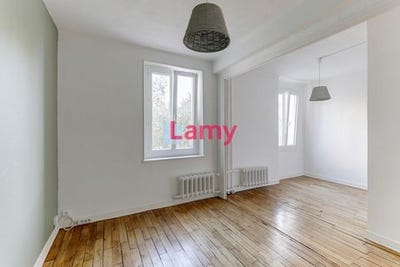 /international/fr/clermont-ferrand-auvergne-310098842008/