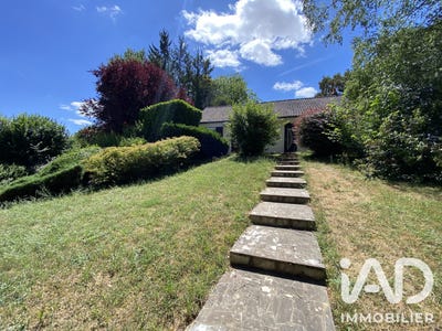 /international/fr/parcay-meslay-centre-val-de-loire-310109237121/