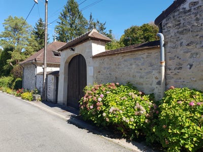 /international/fr/sery-magneval-picardie-310107743205/