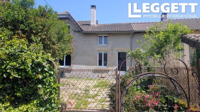 /international/fr/chalus-auvergne-310108036655/