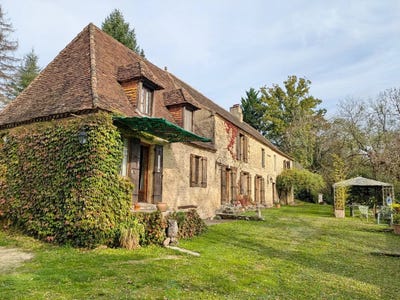 /international/fr/coux-et-bigaroque-aquitaine-310102728165/