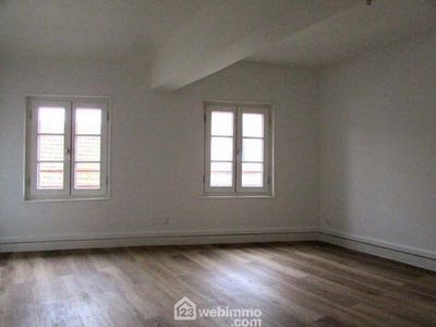 /international/fr/chatellerault-charente-120091892637/