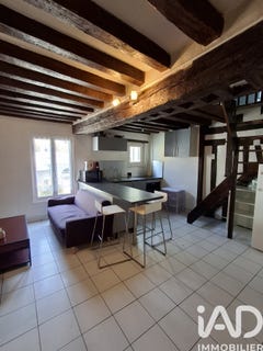 /international/fr/compiegne-picardie-310107359911/