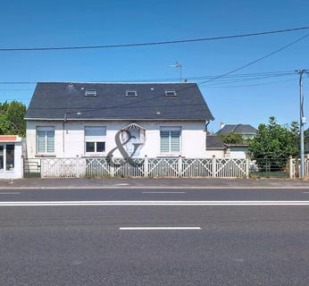 /international/fr/la-chaussee-saint-victor-centre-val-de-loire-310109729528/