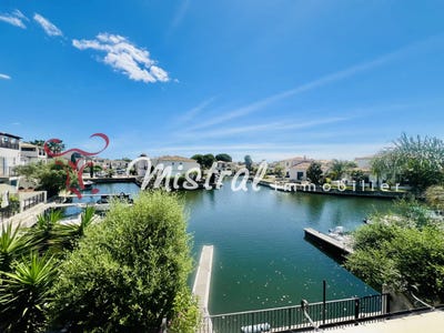 /international/fr/aigues-mortes-languedoc-roussillon-310108843448/