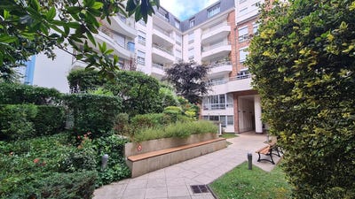 /international/fr/charenton-le-pont-ile-de-france-310100707988/