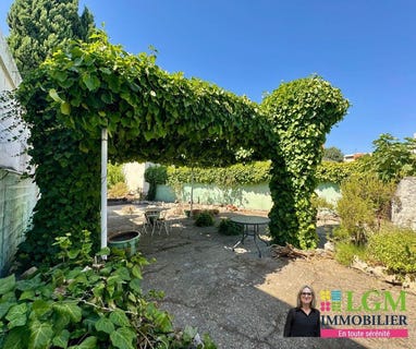 /international/fr/nimes-languedoc-roussillon-310101209042/?lang=fr