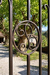 /international/fr/aubenas-rhone-310099567785/