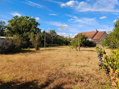 /international/fr/clery-saint-andre-centre-val-de-loire-310100521223/