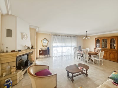 /international/fr/challans-pays-de-la-loire-310110201857/