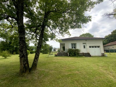 /international/fr/jonzac-charente-120094593130/