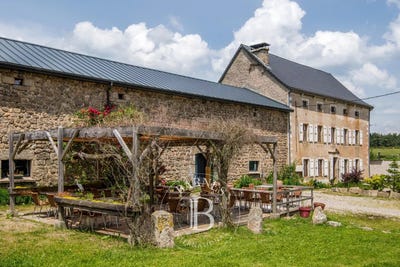 /international/fr/aumont-aubrac-languedoc-roussillon-310100607556/