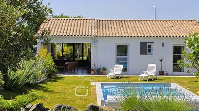/international/fr/vaux-sur-mer-charente-310108651327/