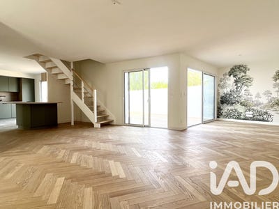/international/fr/la-rochelle-franche-comte-310109077167/?lang=fr