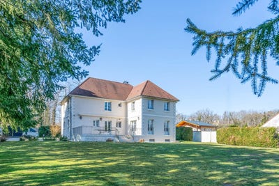 /international/fr/montigny-sur-loing-ile-de-france-310100659665/
