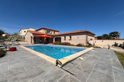 /international/fr/latour-bas-elne-languedoc-roussillon-310100714146/