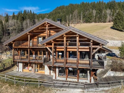 /international/fr/la-chapelle-d-abondance-rhone-310098715748/