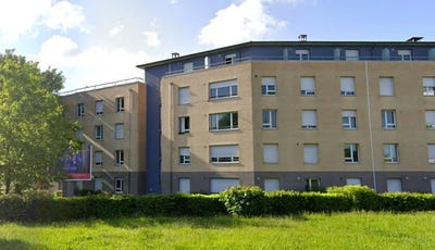 /international/fr/cergy-ile-de-france-310099839654/