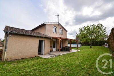 /international/fr/la-chapelle-de-guinchay-burgundy-310099614749/