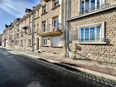 /international/fr/falaise-upper-normandy-310101043144/