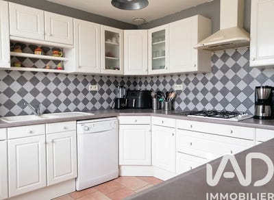 /international/fr/mayenne-pays-de-la-loire-310107738641/