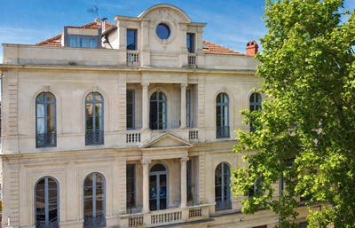 /international/fr/nimes-languedoc-roussillon-310107979554/