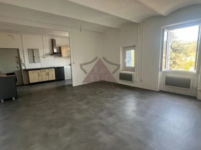 /international/fr/besseges-languedoc-roussillon-310106548804/