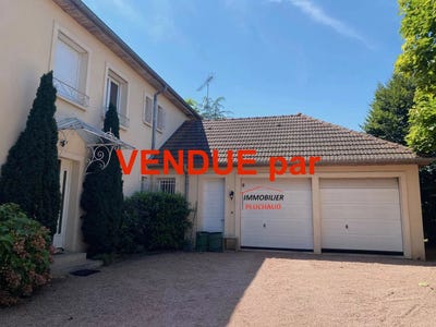 /international/fr/paray-le-monial-burgundy-120093383885/