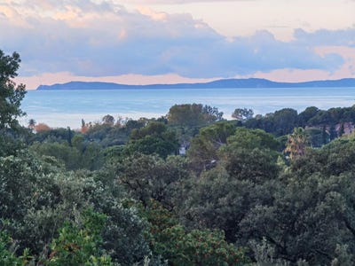 /international/fr/la-croix-valmer-hh-16148944-la-croix-valmer-provence-alpes-cote-d-azur-310107675907/