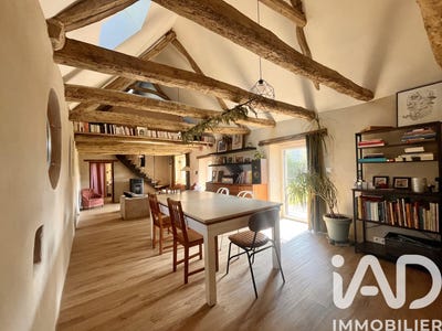 /international/fr/locoal-mendon-brittany-310106593290/
