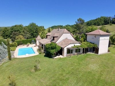 /international/fr/razac-de-saussignac-aquitaine-310100016179/