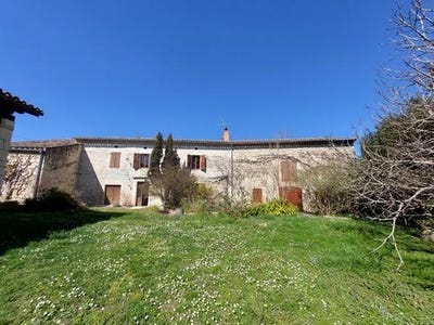 /international/fr/cordes-sur-ciel-midi-pyrenees-120098234907/