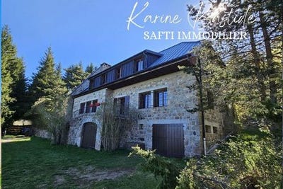 /international/fr/le-lac-d-issarles-rhone-310100462325/