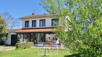 /international/fr/villeneuve-tolosane-midi-pyrenees-310099621600/
