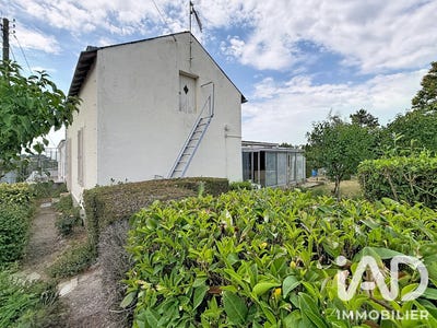 /international/fr/parthenay-charente-310108923499/