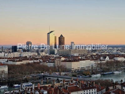 /international/fr/lyon-1er-rhone-310108565223/
