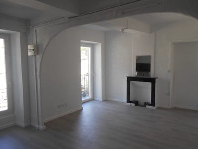 /international/fr/anduze-languedoc-roussillon-310107275783/